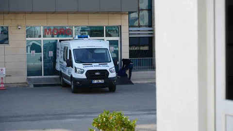 Antalya'da Kaza Sonucu Genç Kız Hayatını Kaybetti