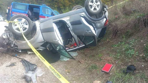 Sakarya'da Trafik Kazası: Anne ve Oğul Hayatını Kaybetti