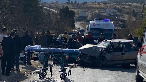 Konya'da Trafik Kazası: 3 Yaralı