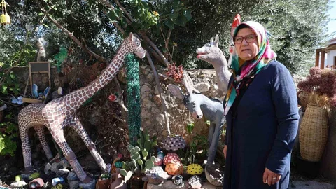 Adana'da Emekli Öğretmenden Sanat Projesi