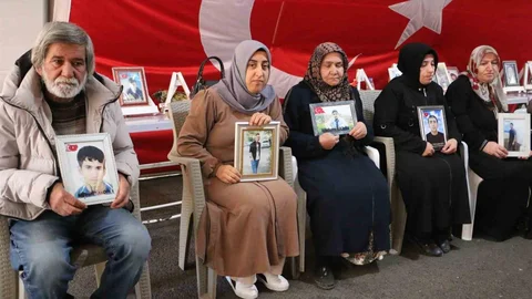 Diyarbakır Annelerinden CHP'ye Çağrı