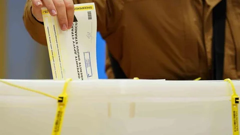 Bosnalı Sırplar Seçim İçin Sandık Başında