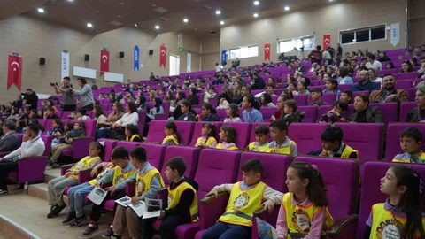 Geleceğin Bilim Adamları Bartın'da Buluştu