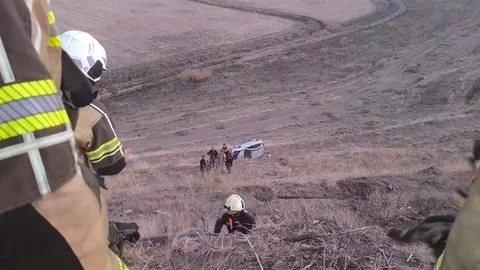 Diyarbakır'da Otomobil Takla Attı