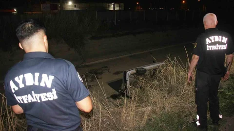 Aydın'da Otomobil Sulama Kanalına Uçtu
