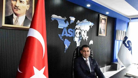 Erzurum'da Öğretmenler Günü Mesajı