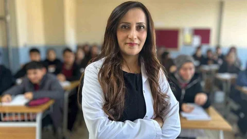 Vanlı Öğretmenden Koreceye İlgi Desteği