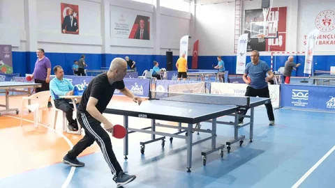 İstanbul'da Masa Tenisi Turnuvası Heyecanı