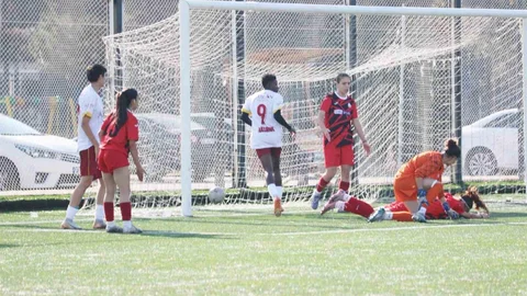 Auran Kayseri Kadın FK Farklı Galip Geldi