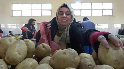 Amasya'da Tek Kadın Pazarcı