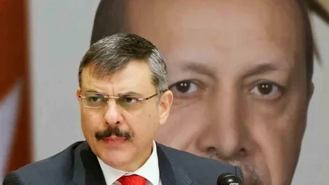 Vali Çiftçi'den Öğretmenler Günü Mesajı