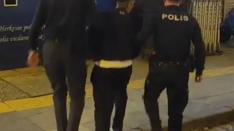İzmir'de Hapis Cezası Olan Çocuk Yakalandı