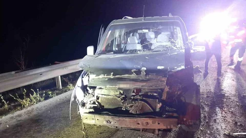 Bolu'da Hafif Ticari Araç Kazası