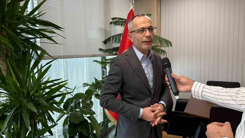 İstanbul'da Mavi Göl Yolu Asfaltlandı