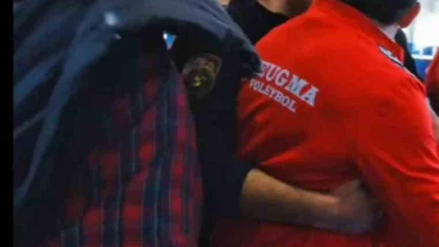 Kadın Voleybol Maçında Kavga Görüntülendi