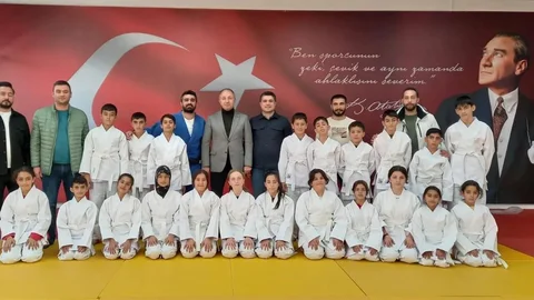 Erzurum'da Ailelere Teşekkür Mesajı