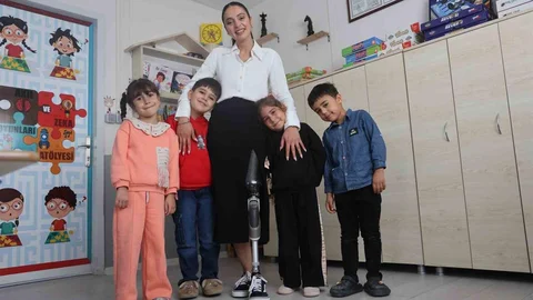 Hatay'da Genç Öğretmenin Hayata Tutunma Hikayesi