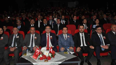 Kars’ta Öğretmenler Günü Coşkuyla Kutlandı