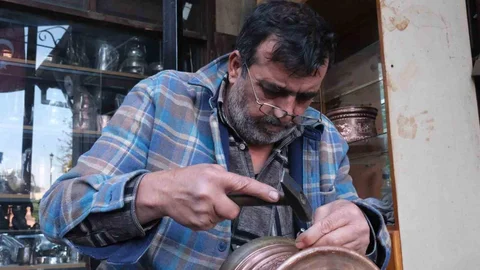 Gaziantep'te Bakır Ustası Endişeli