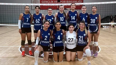 Elazığ Belediyespor Kadın Voleybol Takımı Galip Geldi