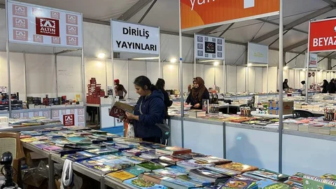 Niğde 8. Kitap Fuarı Açıldı