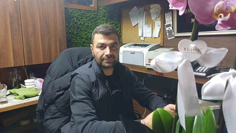 Kayseri'de Çiçekçi Yoğunluğu Yaşanıyor