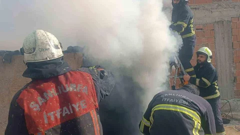 Şanlıurfa'da Mesken Yangını Kontrol Altına Alındı