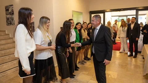 Mezitli Belediyesi Kreş Öğretmenlerinden Belediye Başkanı Tuncer’e Ziyaret