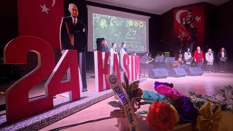 Öğretmenler Günü Edremit'te Kutlandı