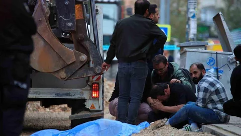 Antalya'da Kepçe Kazası Yaşandı