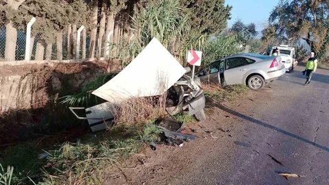 Ödemiş'te Trafik Kazası: 3 Yaralı