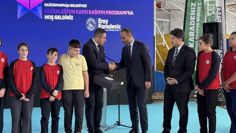 Gaziosmanpaşa'da Öğrencilere Dijital Eğitim Desteği