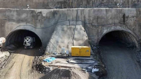 Bitlis’te Ulaşım Projeleri Hızla İlerliyor