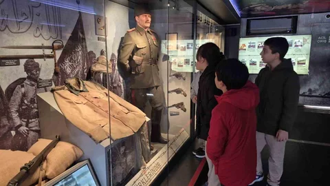 Düzce'de Çanakkale Savaşları Tırı İlgi Gördü