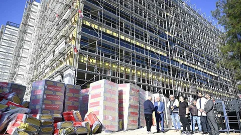 Uşak'ta Diş Hastanesi İnşaatı Devam Ediyor