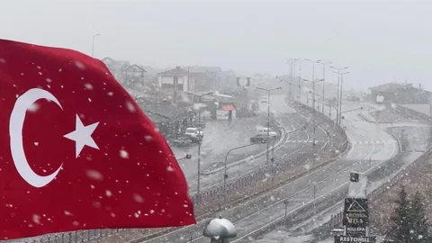 Erciyes'te Kar Yağışı Tekrar Başladı