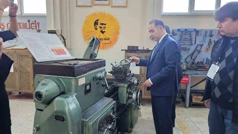 Bandırma'da Yeni Torna ve CNC Kursu Açıldı