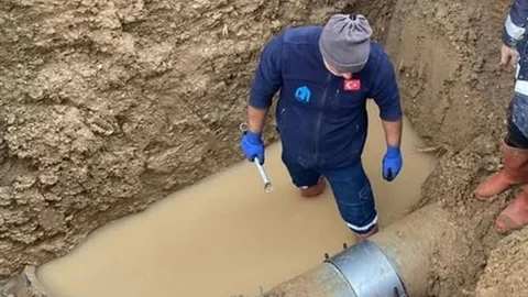 Merzifon'da Su Hattında Patlak Sorunu