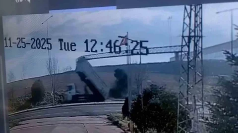 Tekirdağ'da Kamyon Kazası Anları Görüntülendi