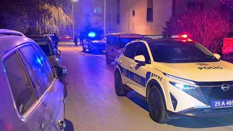 Erzurum'da Bıçaklı Kavga Yaşandı