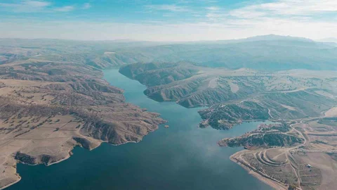 Kırıkkale'de Kapulukaya Barajı'nın Doğal Güzelliği
