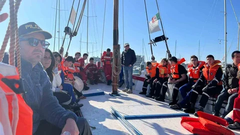 Rize'deki Liseli Denizciler Avrupa'ya Açılıyor