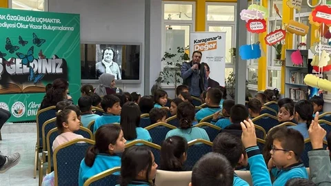 Karapınar'da Okur-Yazar Etkinliği Devam Ediyor