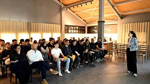 Muratpaşa’da Gıda Güvenliği Eğitimi Verildi