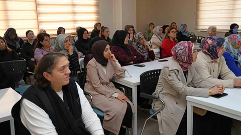 Osmangazi'de Kadın ve Toplum Söyleşisi