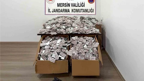 Jandarma’dan Mersin’de Büyük Darbe: 448 Bin Captagon Ele Geçirildi, 4 Kişi Tutuklandı