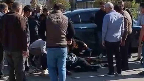 Tarsus’ta 82 Yaşındaki Yaşlı Adama Otomobil Çarptı: Hastanede Hayatını Kaybetti