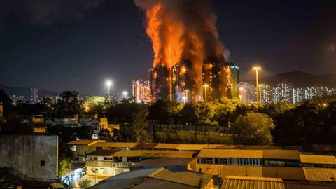 Hong Kong'da Yangın Faciası