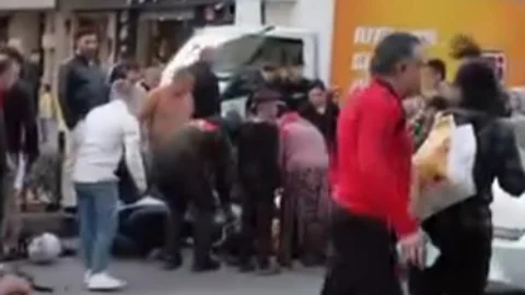 Toroslar'da Motosiklet Kazası: Sürücü Yaralandı