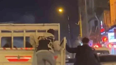 Bursa'da Gençlerin Tehlikeli Yolculuğu Kamerada